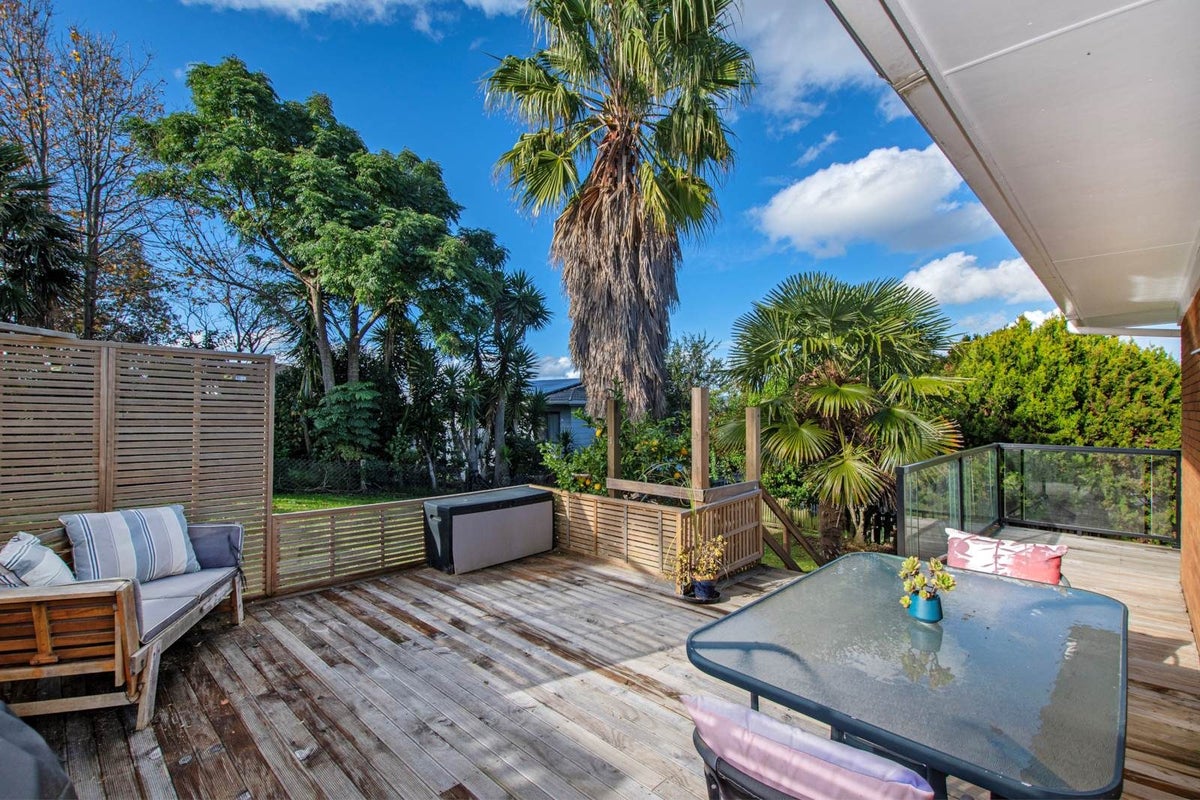 13 Oakland Avenue, Woodhill, Whangarei - Carousel 2
