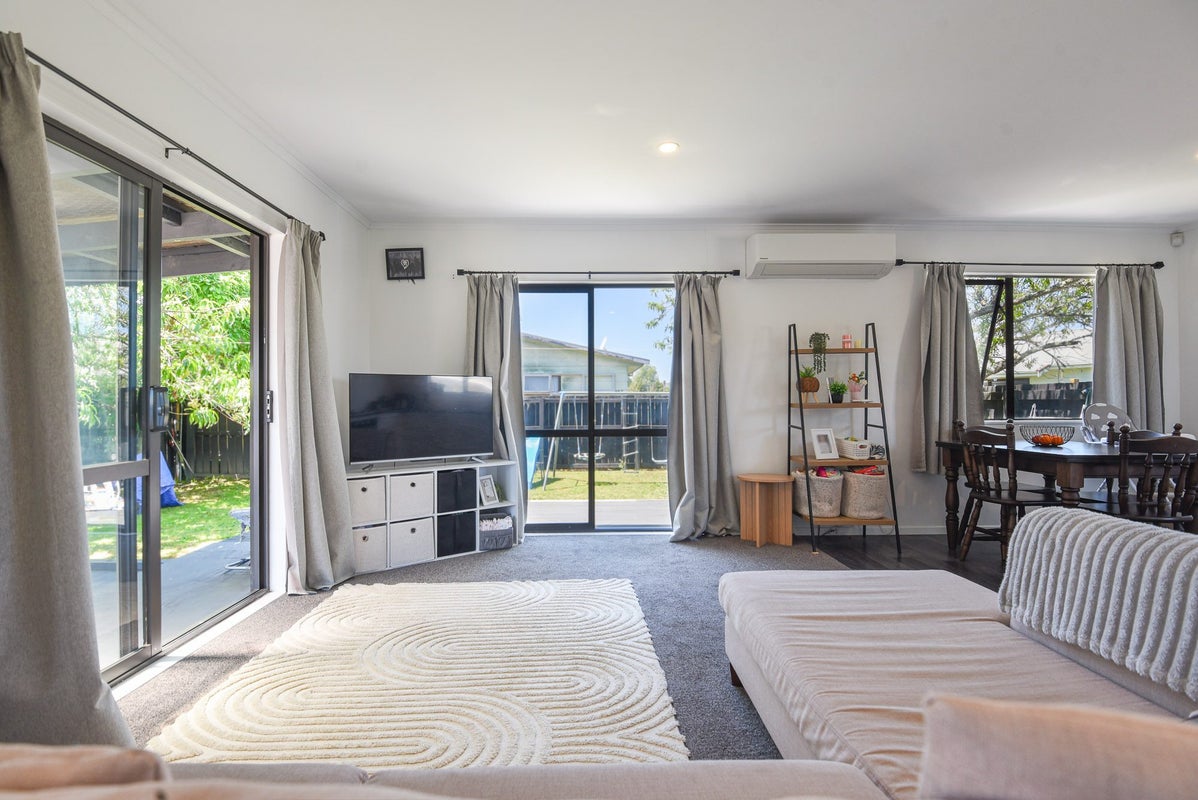55A Huia Crescent, Te Teko, Whakatane - Carousel 2
