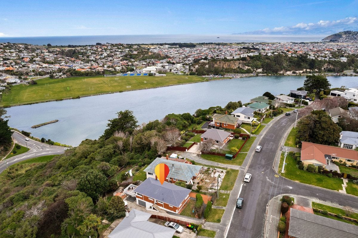 35 Glendevon Place, Vauxhall, Dunedin - Carousel 1