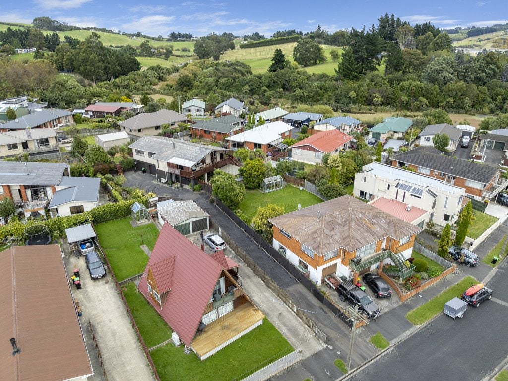 8 Clariton Avenue, Green Island, Dunedin - Carousel 32