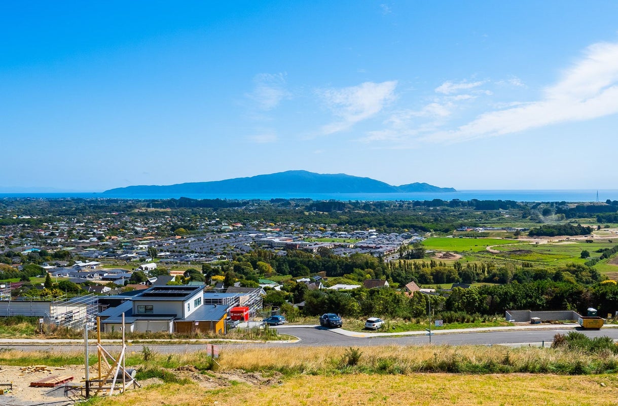 5 Whio Place, Waikanae - Carousel 1