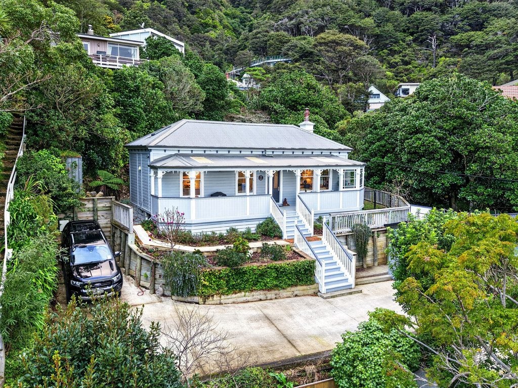 283A Muritai Road, Eastbourne, Lower Hutt - Carousel 1