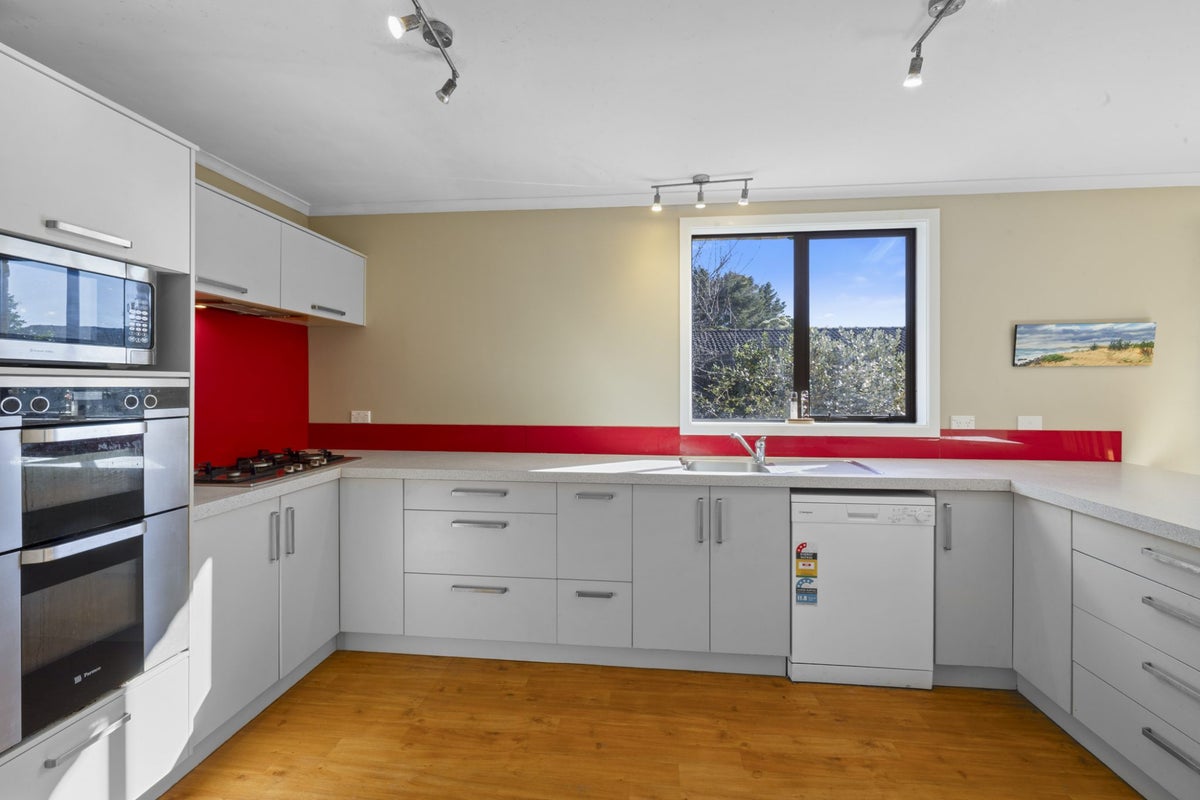 11 Atkinson Street, Waitara, Waitara - Carousel 2