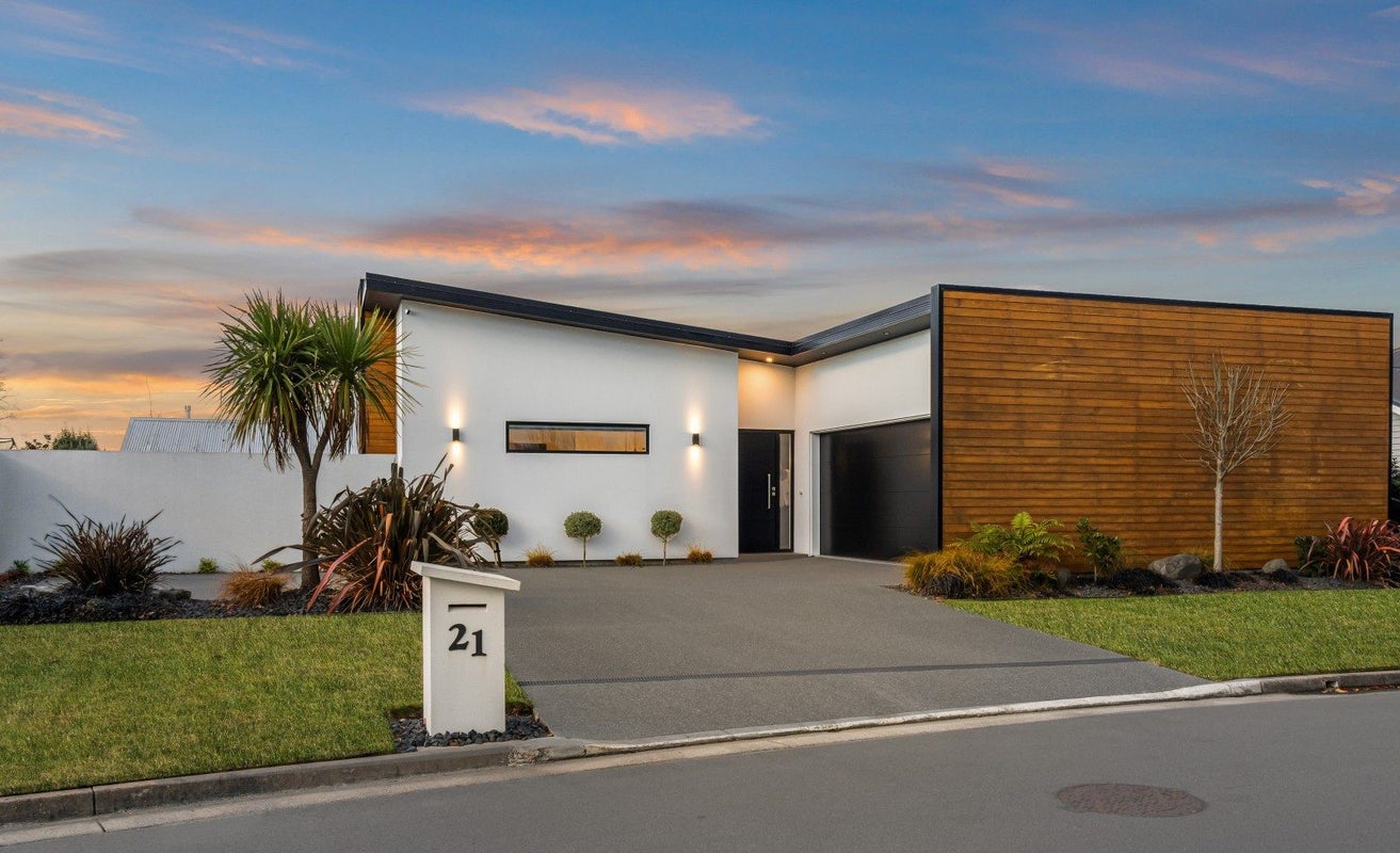 21 Doncaster Avenue, Lincoln, Lincoln - Carousel 1