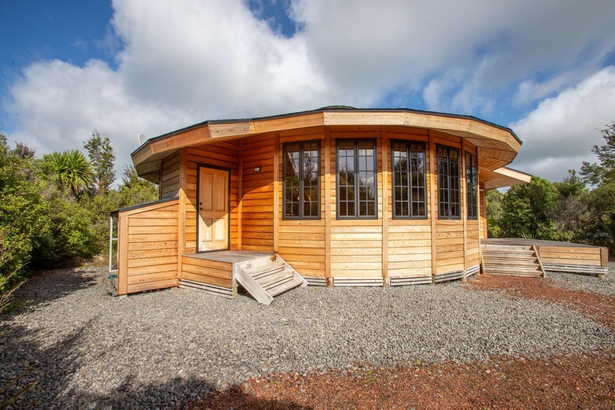 6 Toe Toe Lane, Ohakune, Ohakune - Carousel 1