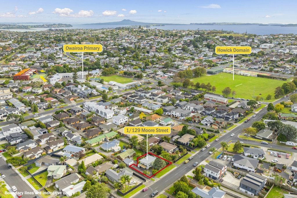 1/129 Moore Street, Howick, Auckland - Carousel 1
