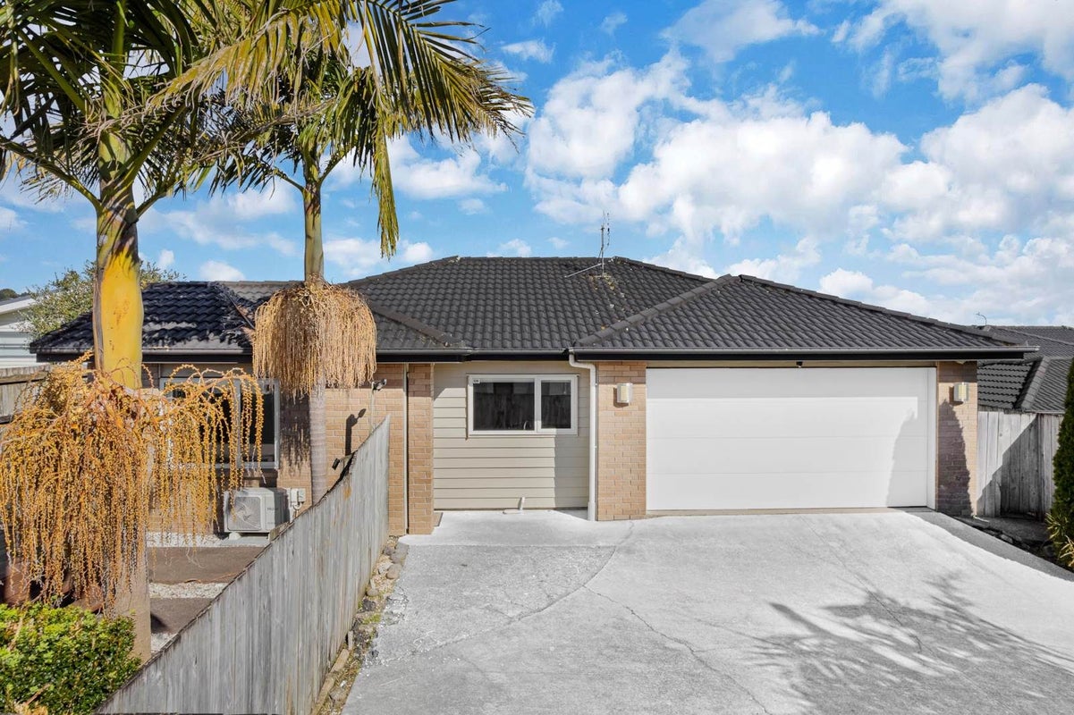 12 John Broad Place, Flat Bush, Auckland - Carousel 2