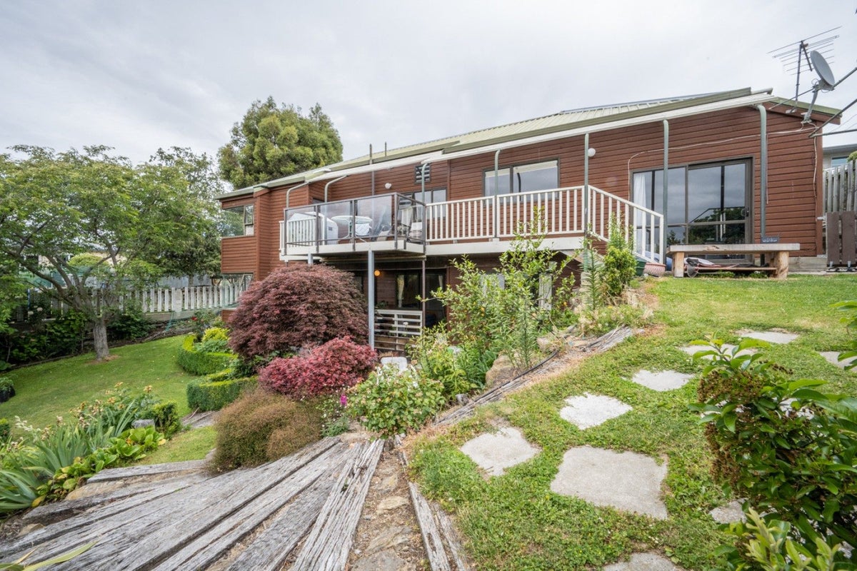 26 Kamaka Crescent, Bridge Hill, Alexandra - Carousel 1