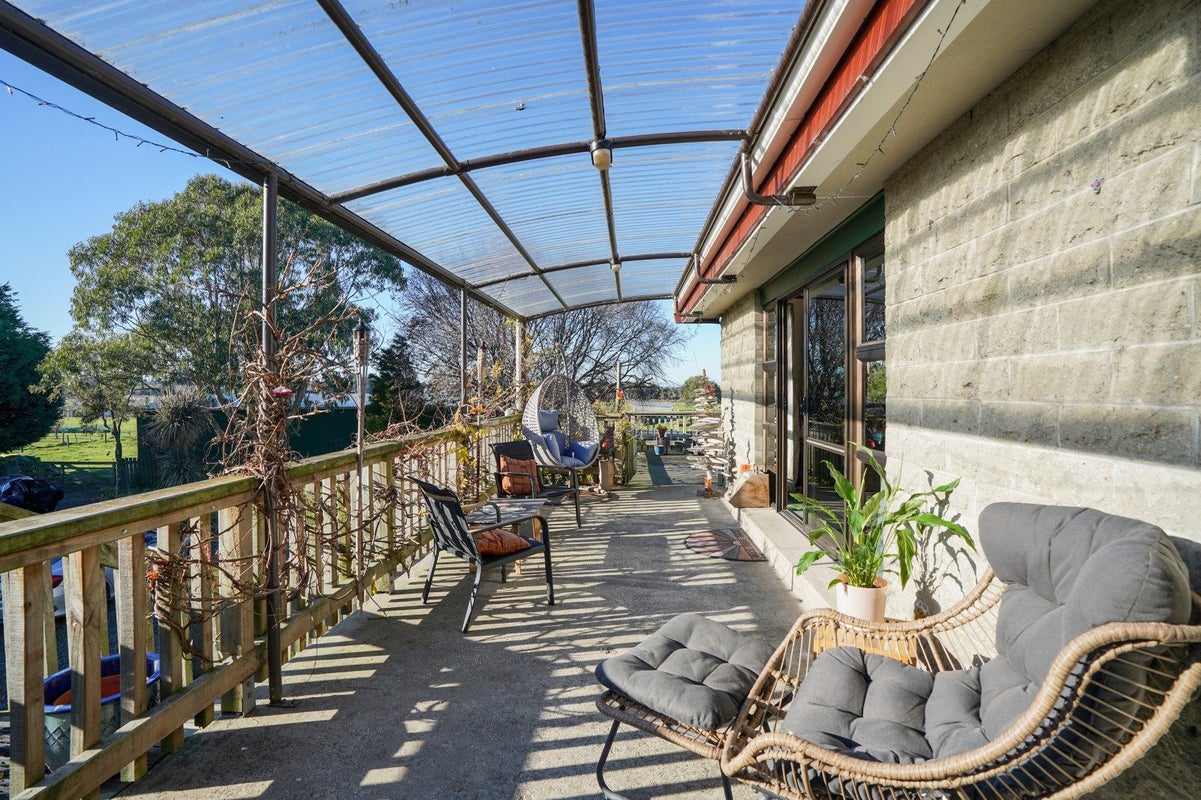 143 Black Road, Otatara, Invercargill - Carousel 2