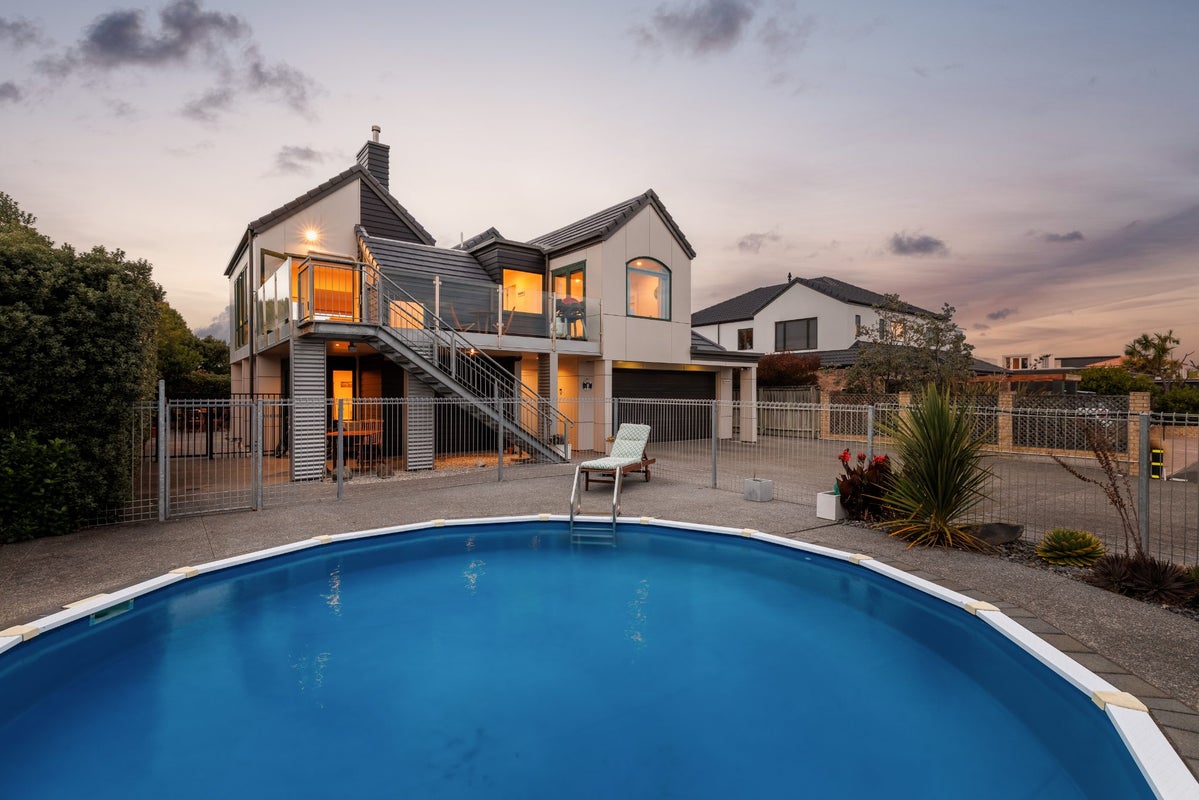 9 Driftwood Lane, Waimairi Beach, Christchurch - Carousel 2