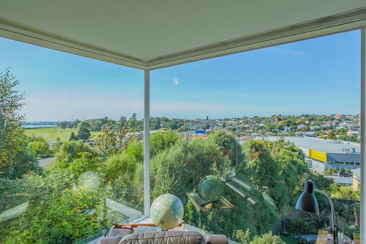 16 Marchwiel Street, Marchwiel, Timaru - Carousel 1