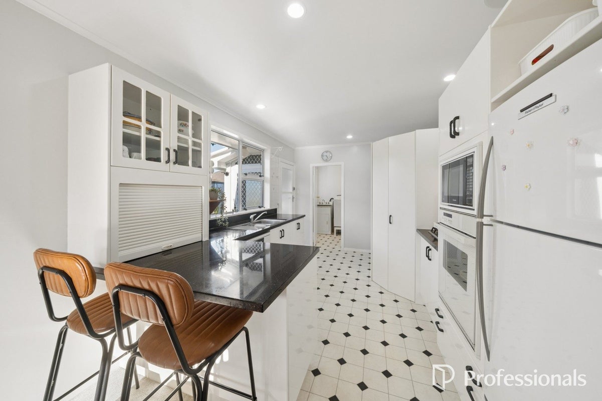 118 Pretoria Street, Hutt Central, Lower Hutt - Carousel 2