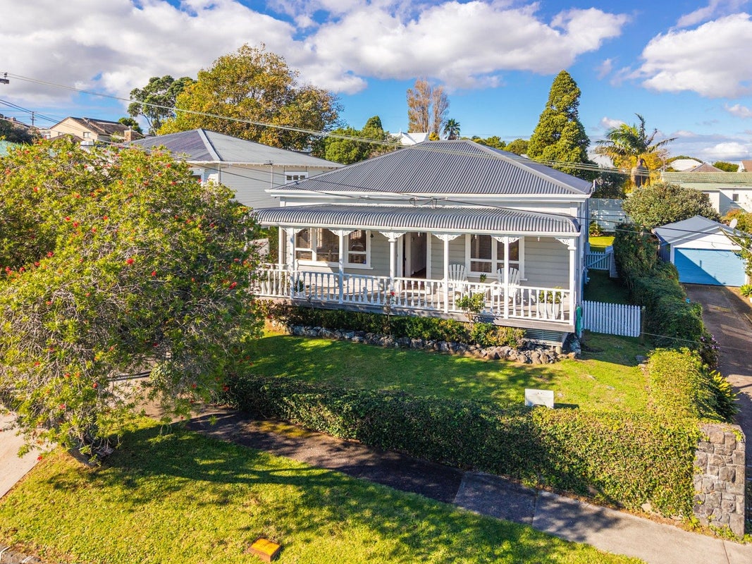 75 Cameron Street, Onehunga, Auckland - Carousel 1