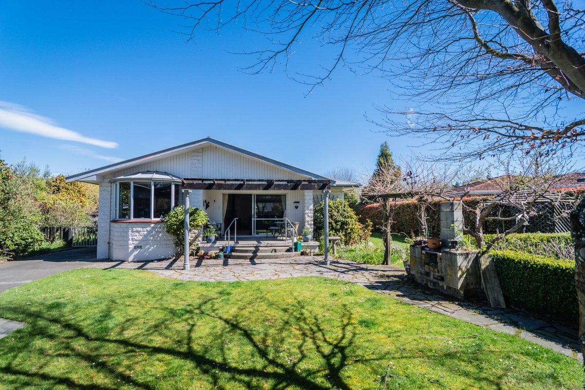 25 Flatman Crescent, Geraldine - Carousel 1