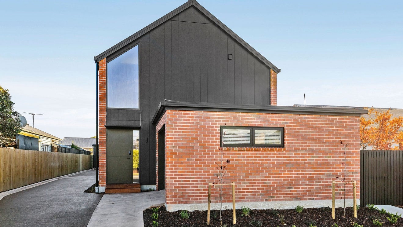 1/135 Neville Street, Spreydon, Christchurch - Carousel 1