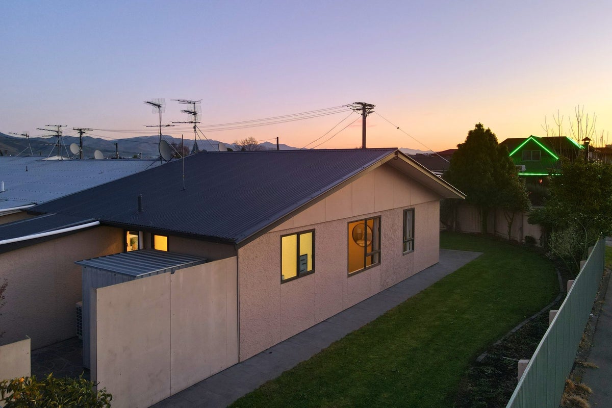 1/1A Keiss Street, Blenheim, Blenheim - Carousel 2