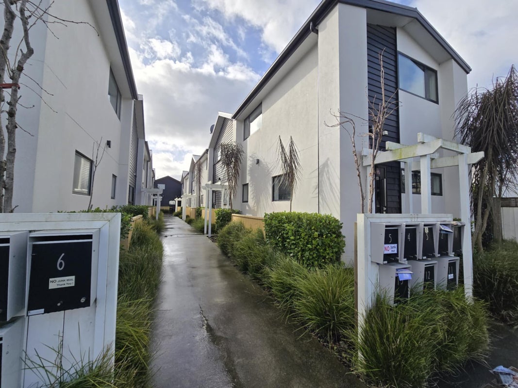 2/317 Gloucester Street, City Centre, Christchurch City, Canterbury - Carousel 14