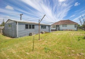 1 Gladstone Street, Foxton, Foxton - Carousel 1