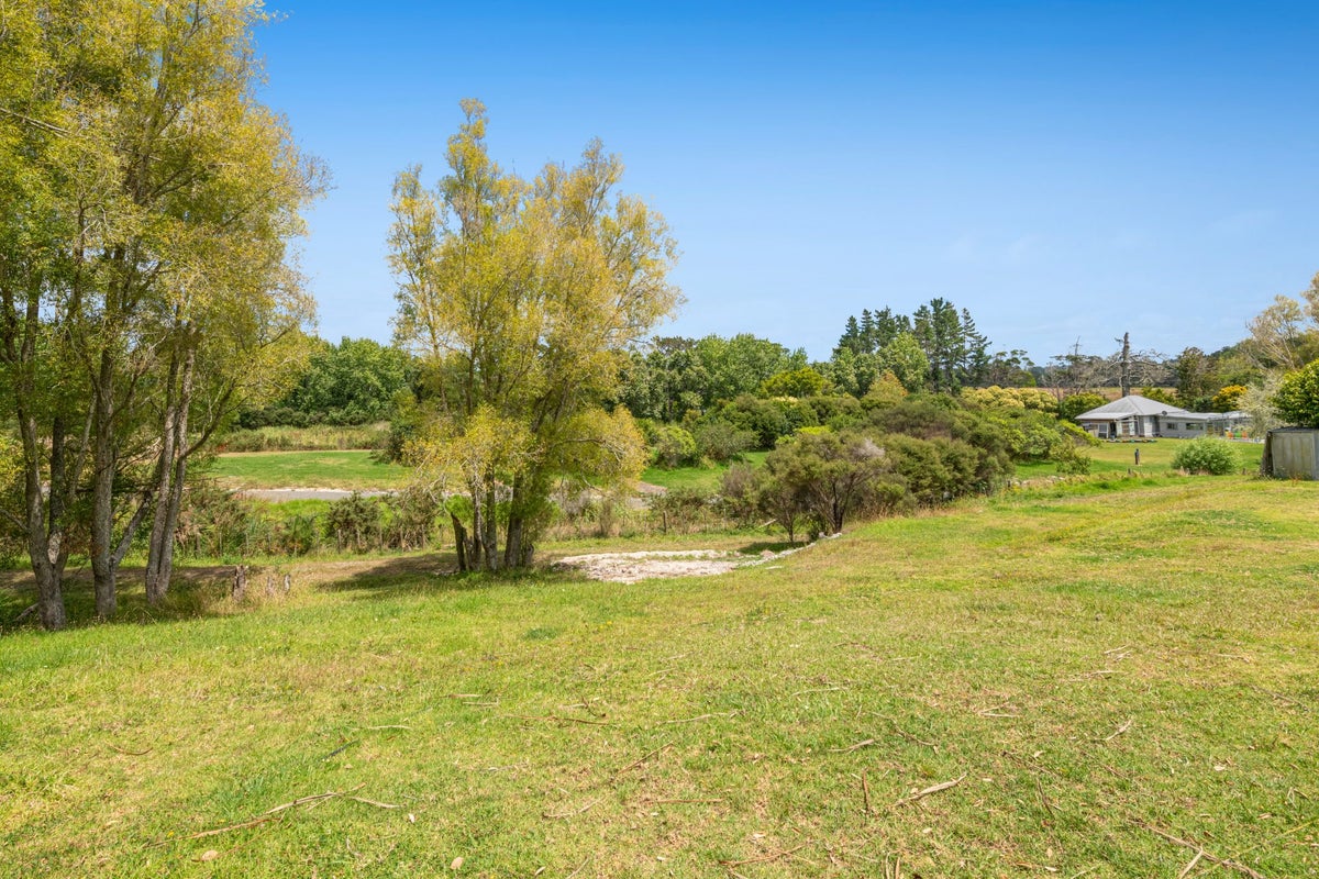 411 Pine Valley Road, Silverdale - Carousel 2