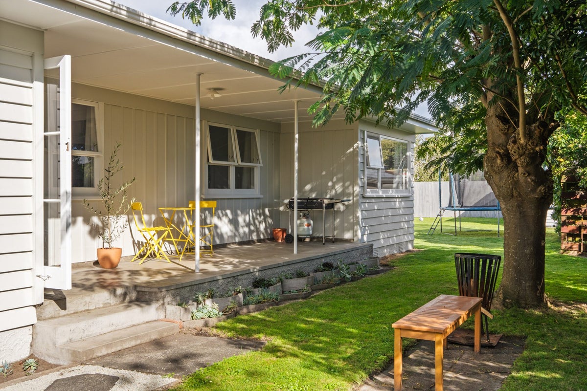 5 Chichester Street, Te Hapara, Gisborne - Carousel 1