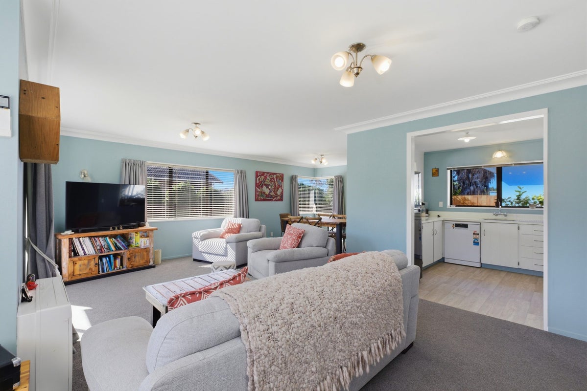 36A Heron Avenue East, Matua, Tauranga - Carousel 2