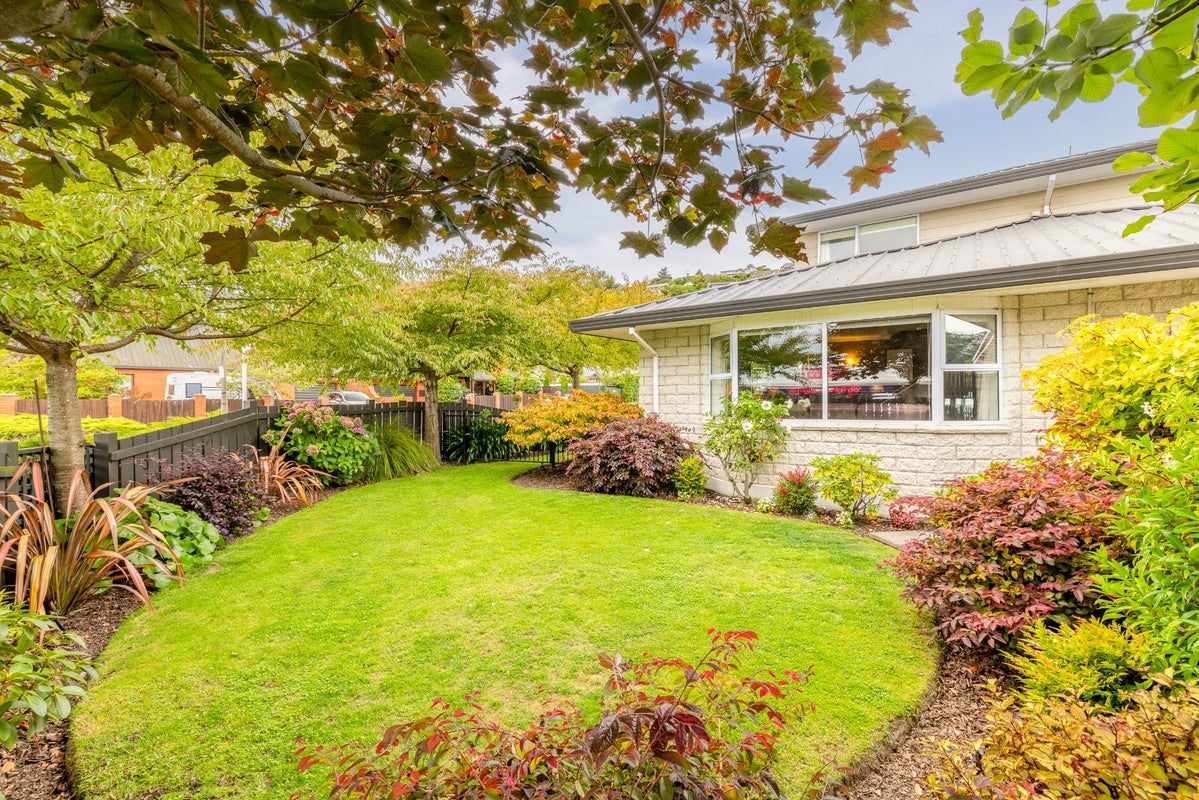 102 Centaurus Road, Huntsbury, Christchurch - Carousel 1