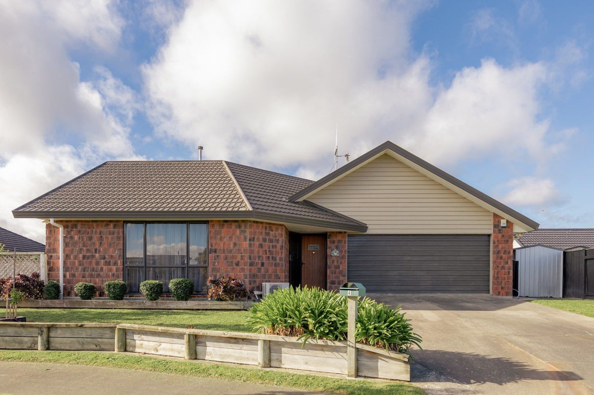 4 Nevada Way, Kelvin Grove, Palmerston North - Carousel 1