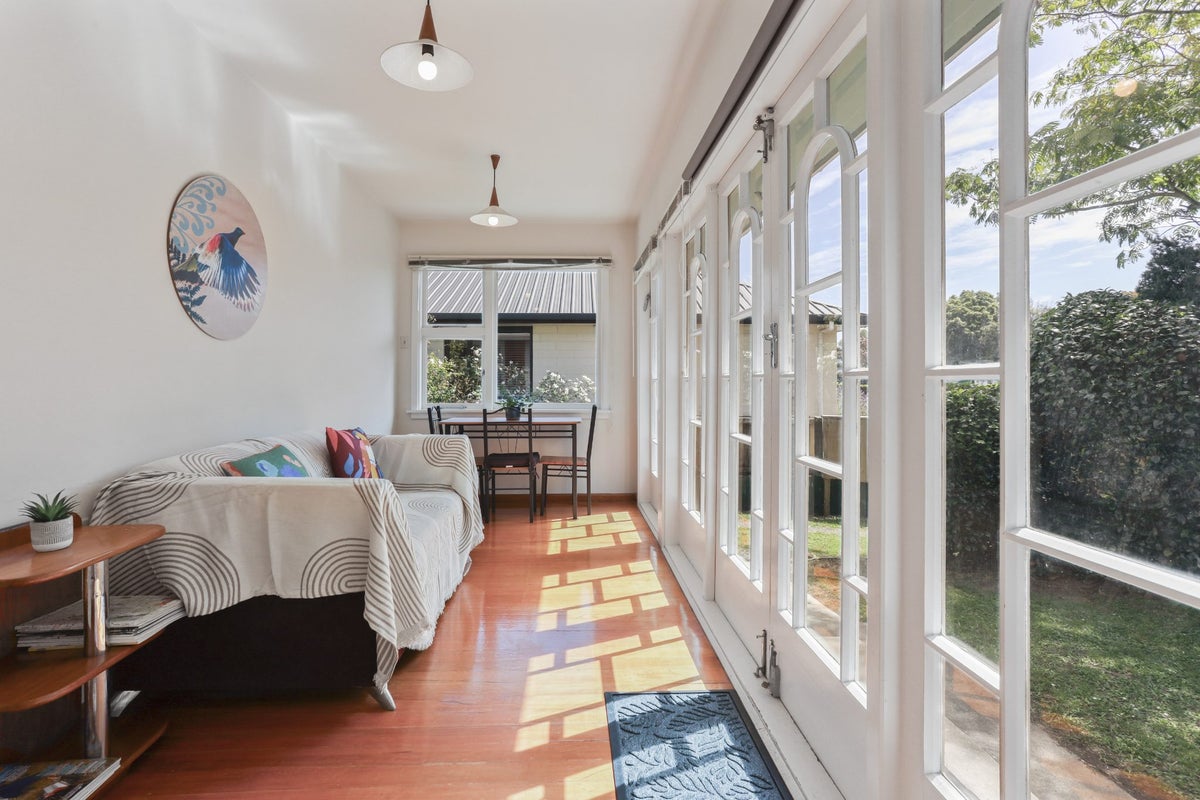 6 Malcolm Avenue, Cashmere, Christchurch - Carousel 2