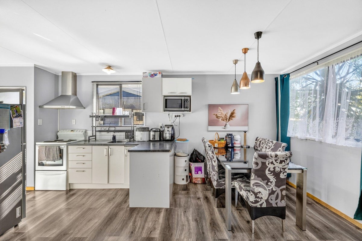 25B Dominion Road, Nawton, Hamilton - Carousel 2