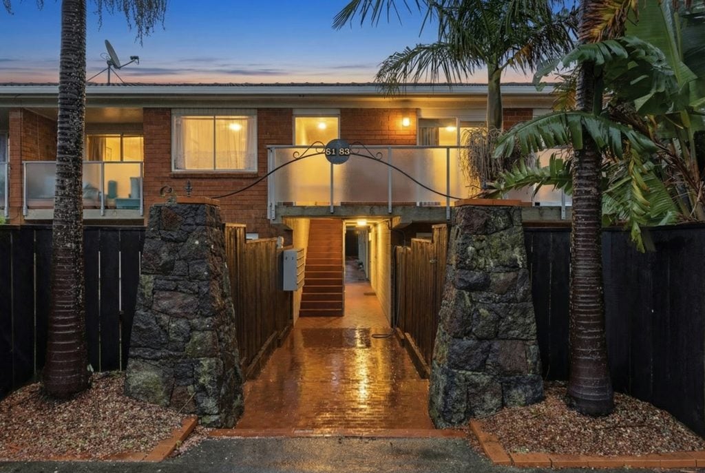 15/83 Lake Road, Devonport, Auckland - Carousel 2