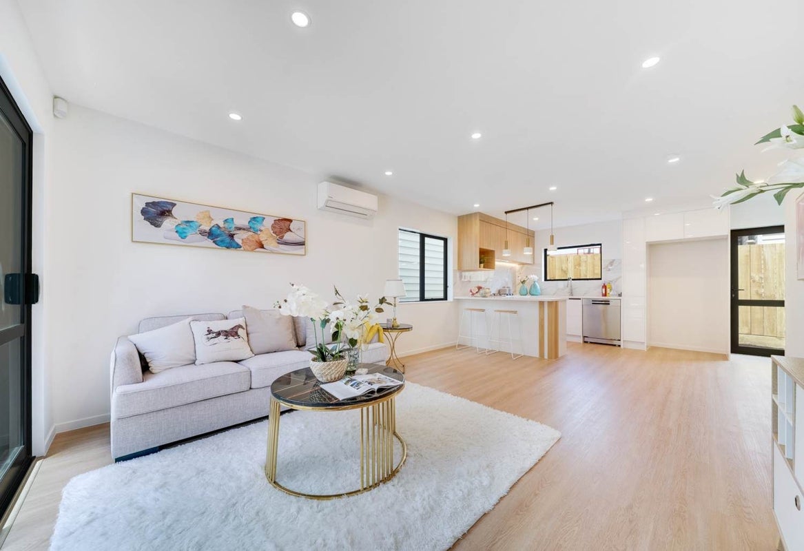 13B Caspar Road, Papatoetoe, Auckland - Carousel 2