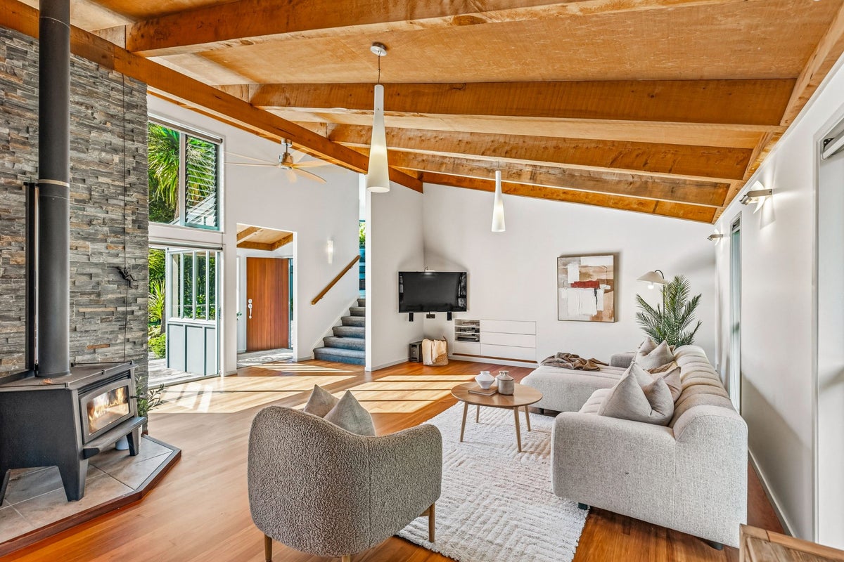 99D Carter Road, Oratia, Auckland - Carousel 2