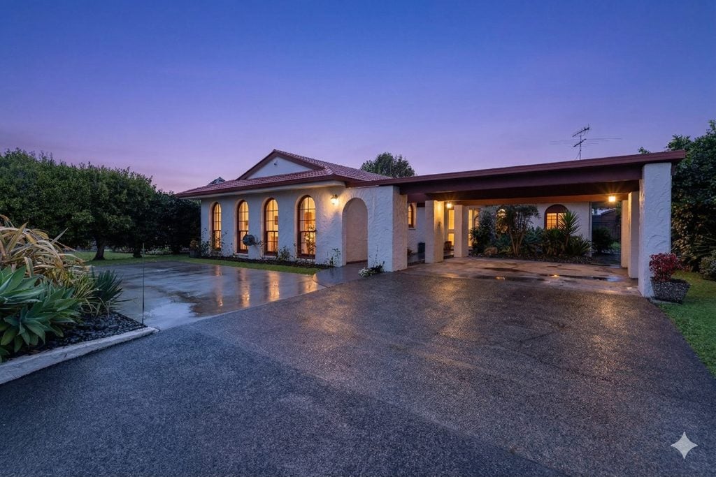 57 Pigeon Mountain Road, Half Moon Bay, Auckland - Carousel 16