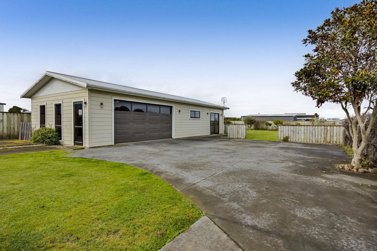 20 Fitzgerald Lane, Hawera - Carousel 2