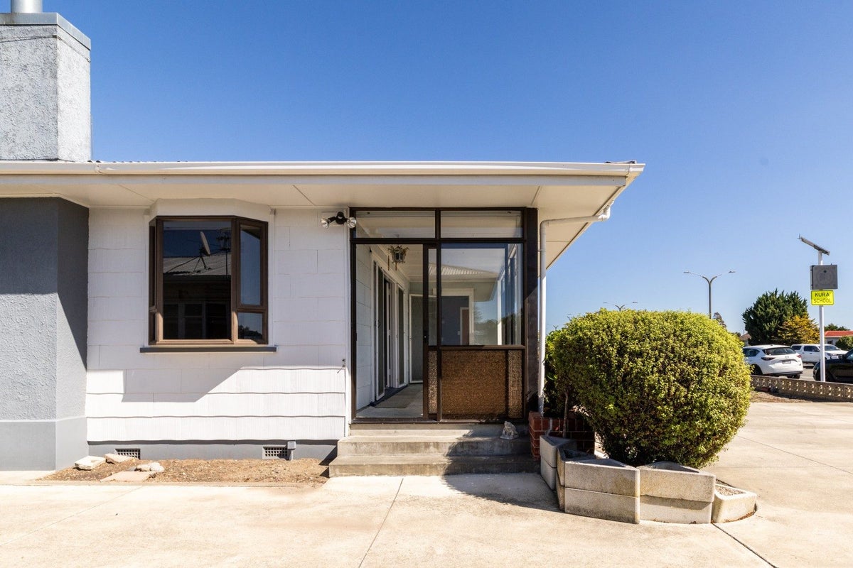 216A Kennedy Road, Onekawa, Napier - Carousel 2