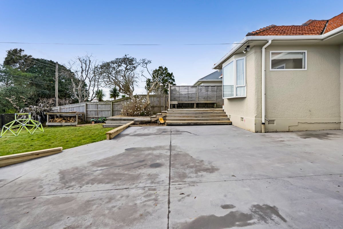67 Doralto Road, Frankleigh Park, New Plymouth - Carousel 25