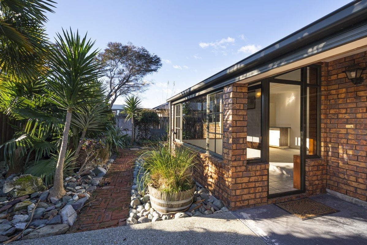 7 Holcroft Place, Stoke, Nelson - Carousel 1