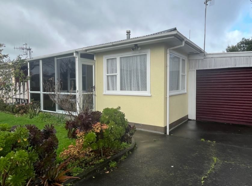 39A Windsor Street, Terrace End, Palmerston North - Carousel 2