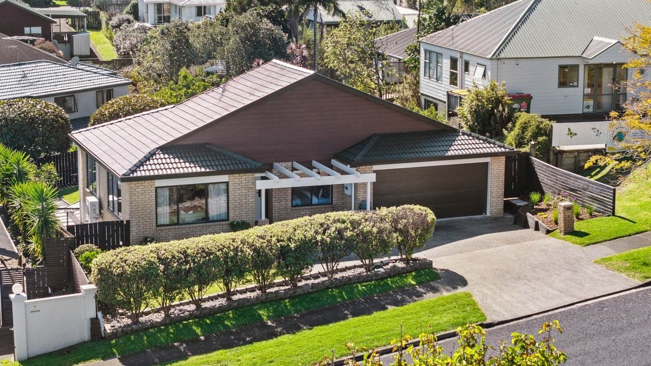 5 Ponderosa Drive, Oteha, Auckland - Carousel 1