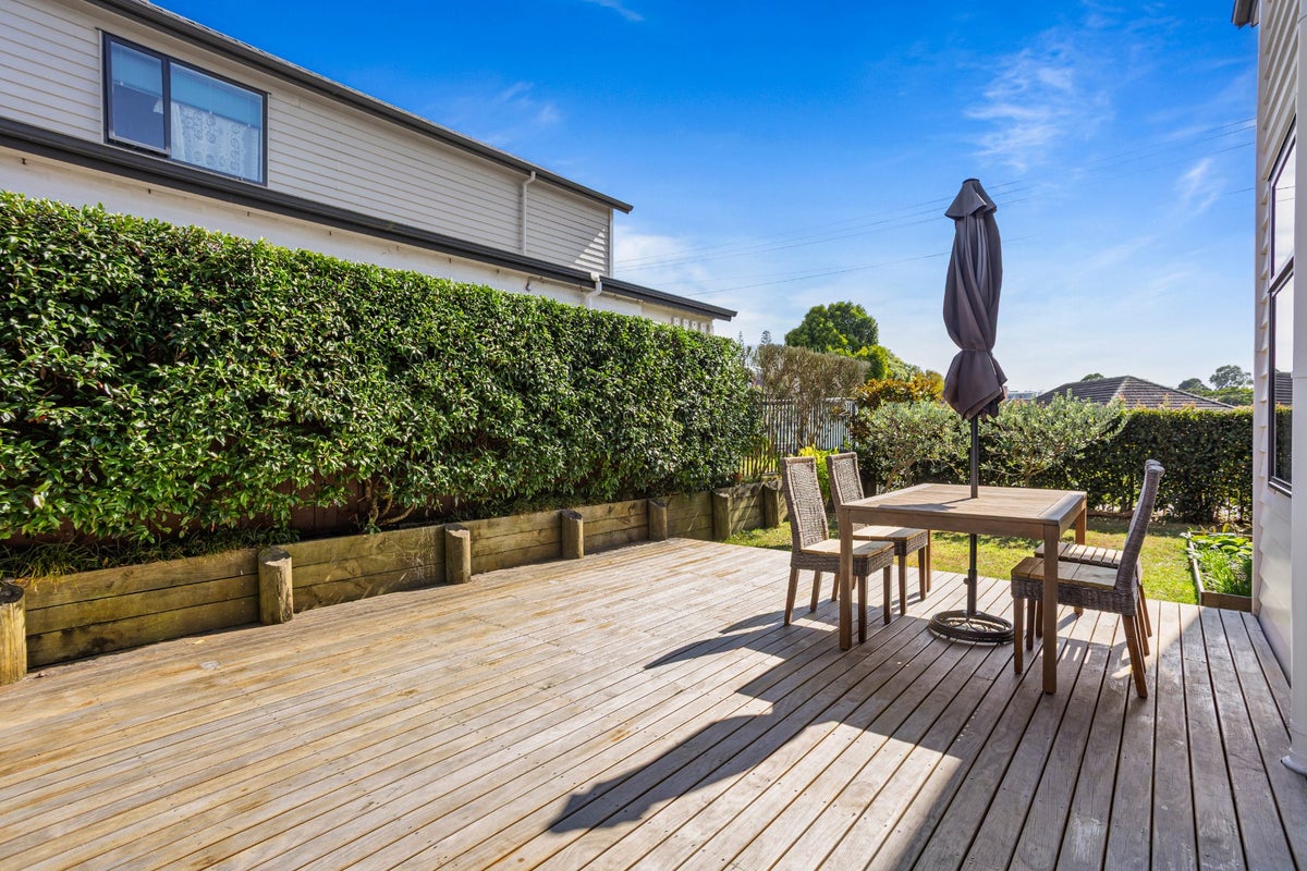 45 Apirana Avenue, Glen Innes, Auckland - Carousel 2