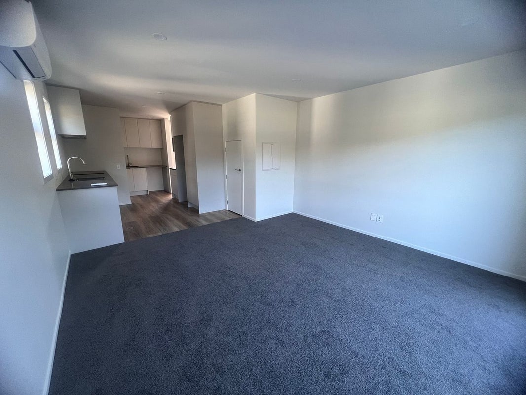 93 Te Ara o Papatahi, Wainuiomata, Lower Hutt - Carousel 2