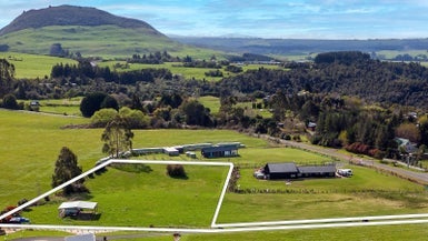 58 Parerohi Grove, Kuratau, Turangi - Carousel 1