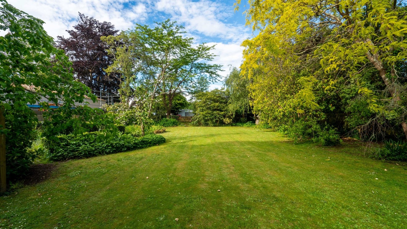 86 Kuratawhiti Street, Greytown - Carousel 1