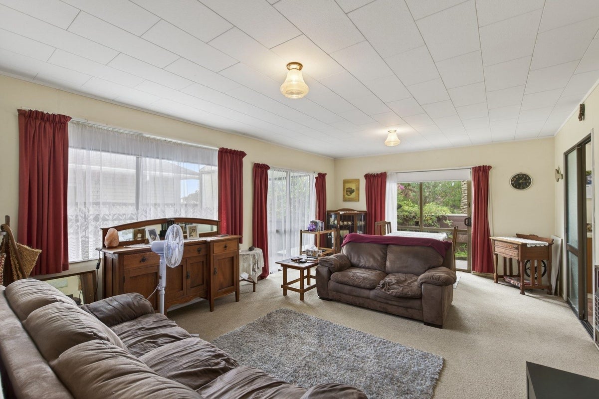 11B Rawhiti Street, Vogeltown, New Plymouth - Carousel 2