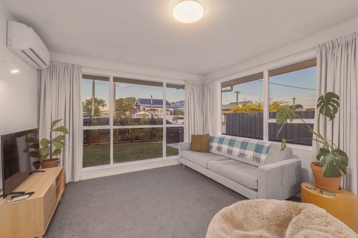 2/136 Pine Avenue, South New Brighton, Christchurch - Carousel 2