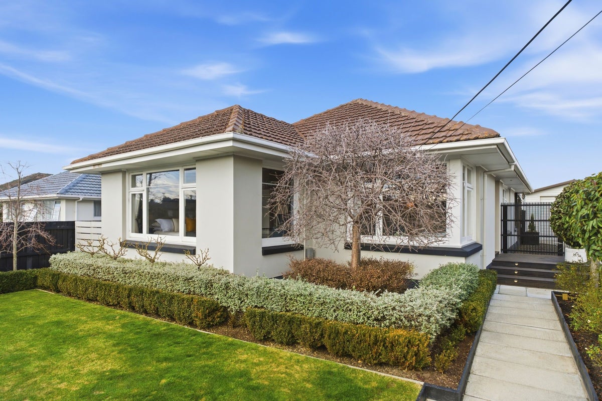 2 Sabina Street, Shirley, Christchurch - Carousel 1