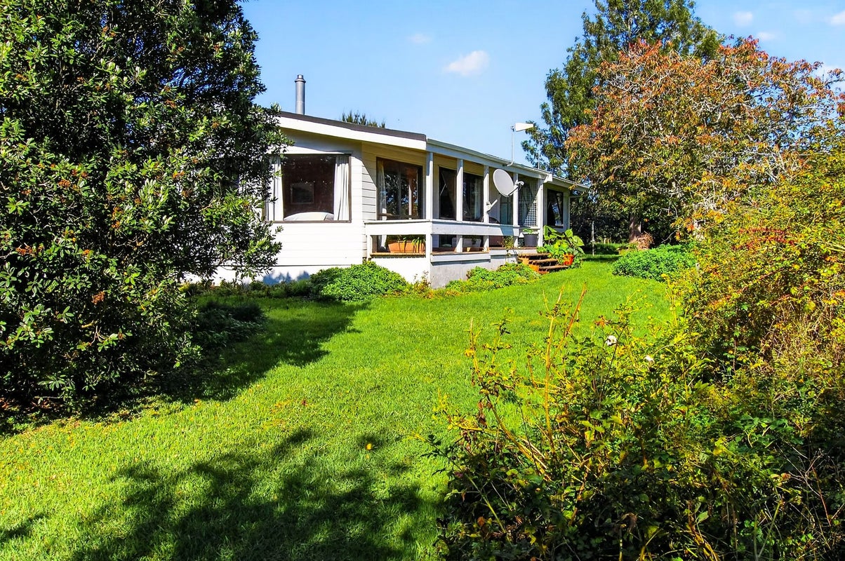 288 Valley Road, Kaiwaka, Kaiwaka - Carousel 1
