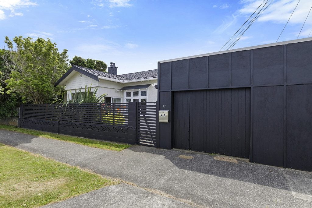 47 Heretaunga Street, Petone, Lower Hutt - Carousel 23
