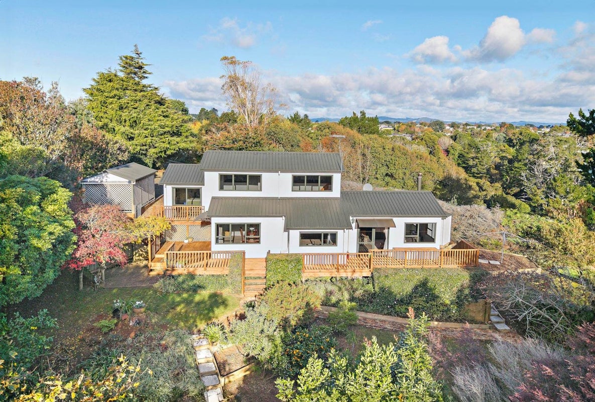 71 HYLAND PL, Waiuku, Waiuku - Carousel 2