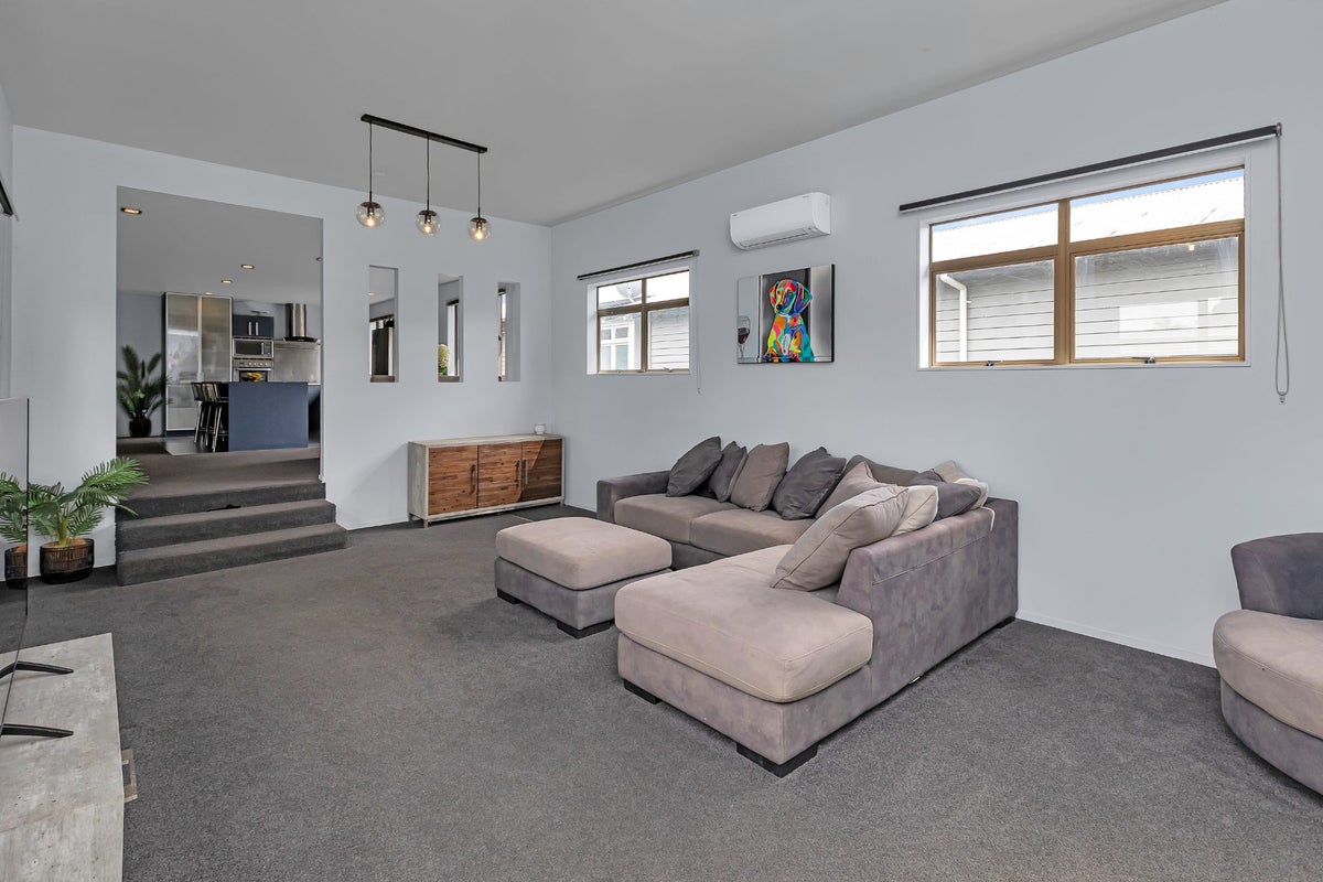 12 Haronui Street, Kensington, Whangarei - Carousel 2